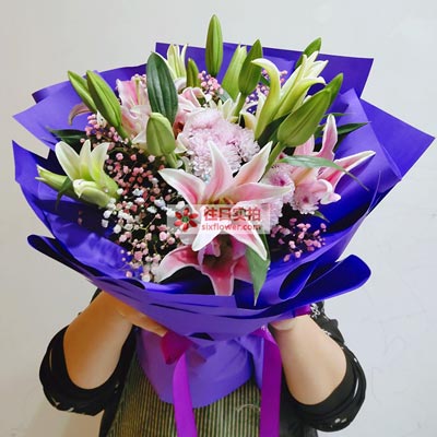 阜阳6支粉色多头百合，真诚的问候